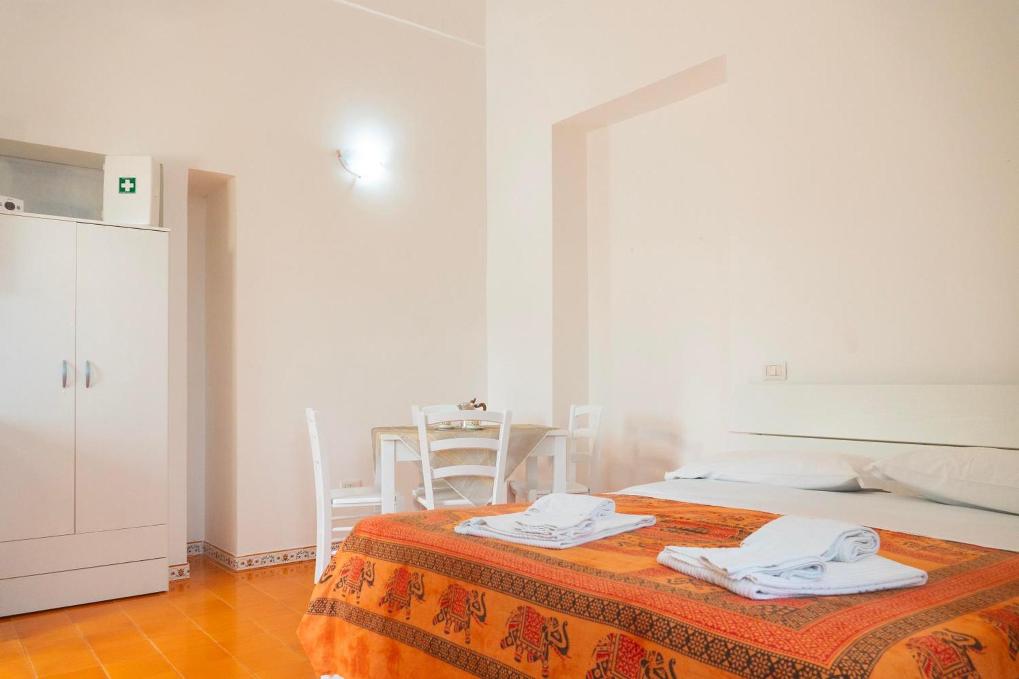 La Terrazza Sul Giardino Apartment Procida Ngoại thất bức ảnh