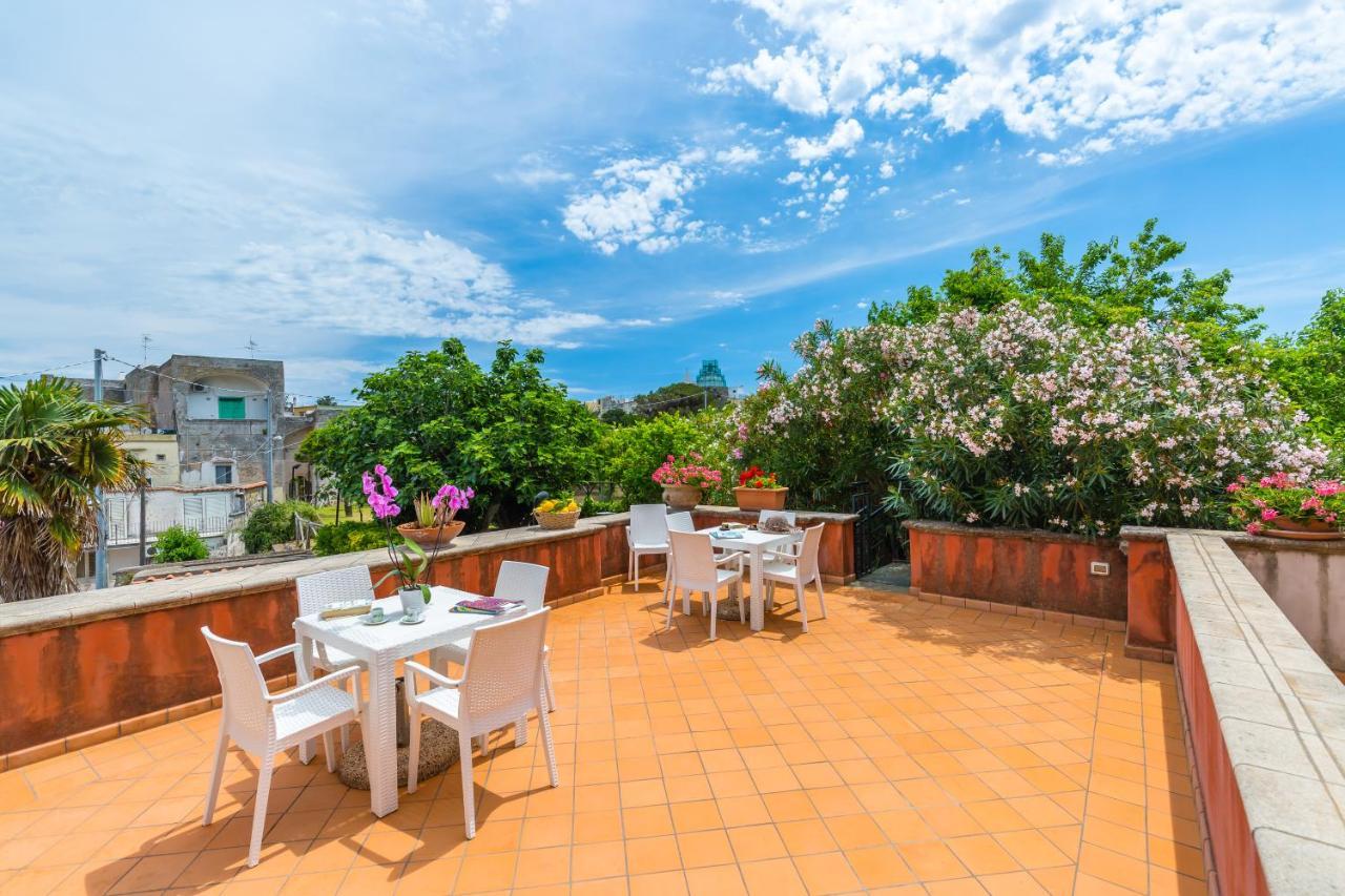 La Terrazza Sul Giardino Apartment Procida Ngoại thất bức ảnh
