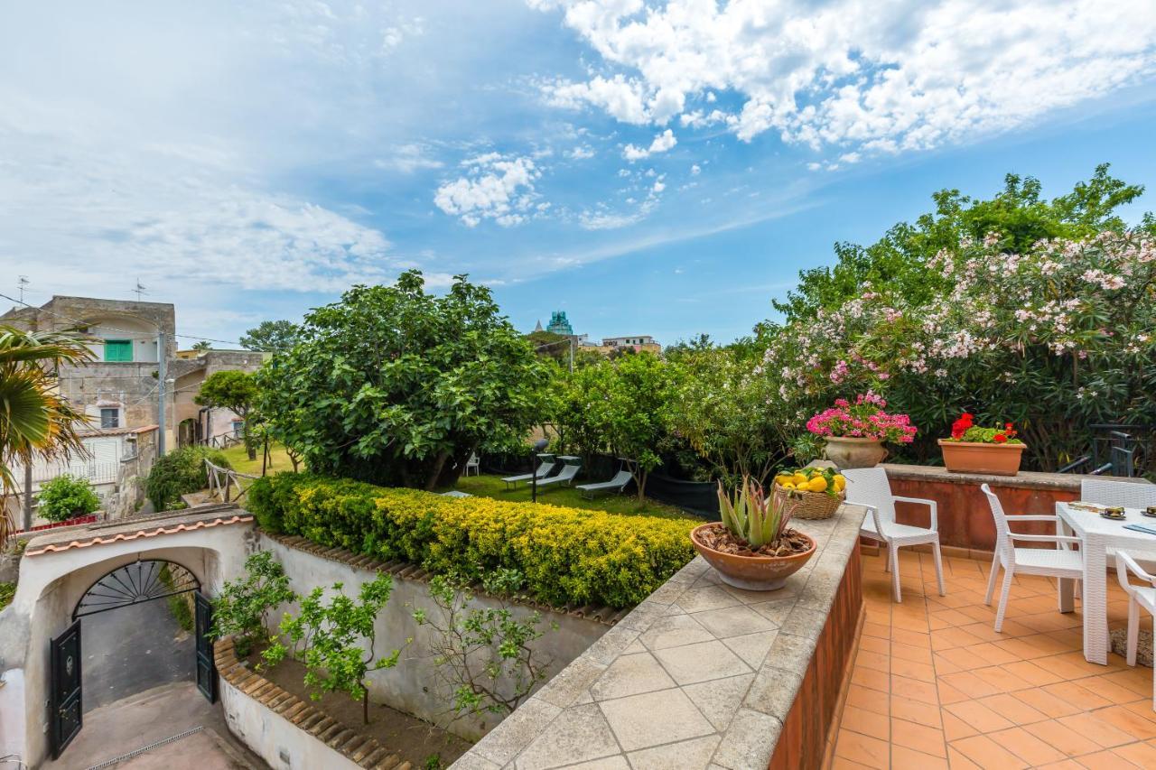 La Terrazza Sul Giardino Apartment Procida Ngoại thất bức ảnh